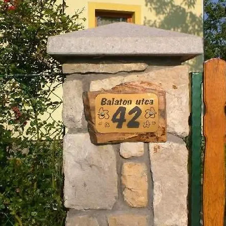 Sunflower Apartment, Napraforgoapartman Apartmán