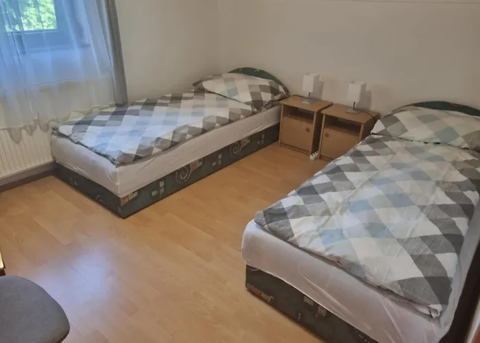 公寓 Sunflower Apartment, Napraforgoapartman